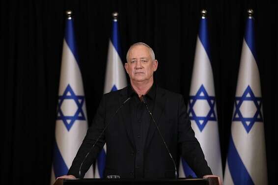 שר הביטחון בני גנץ בהודעה שמסר לתקשורת, הערב // צילום: אביעד מלכה